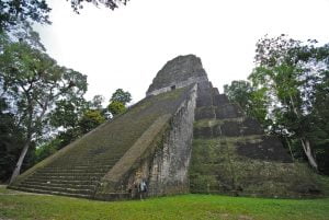 Maya-trails-guatemala-yaxha-temple