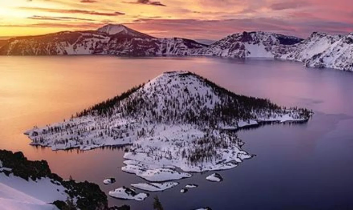 crater-lake-oregon-winter-first-nature-featured-image